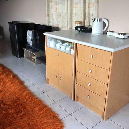 Penthouse Studio Next To The Sea Salamina Exterior foto